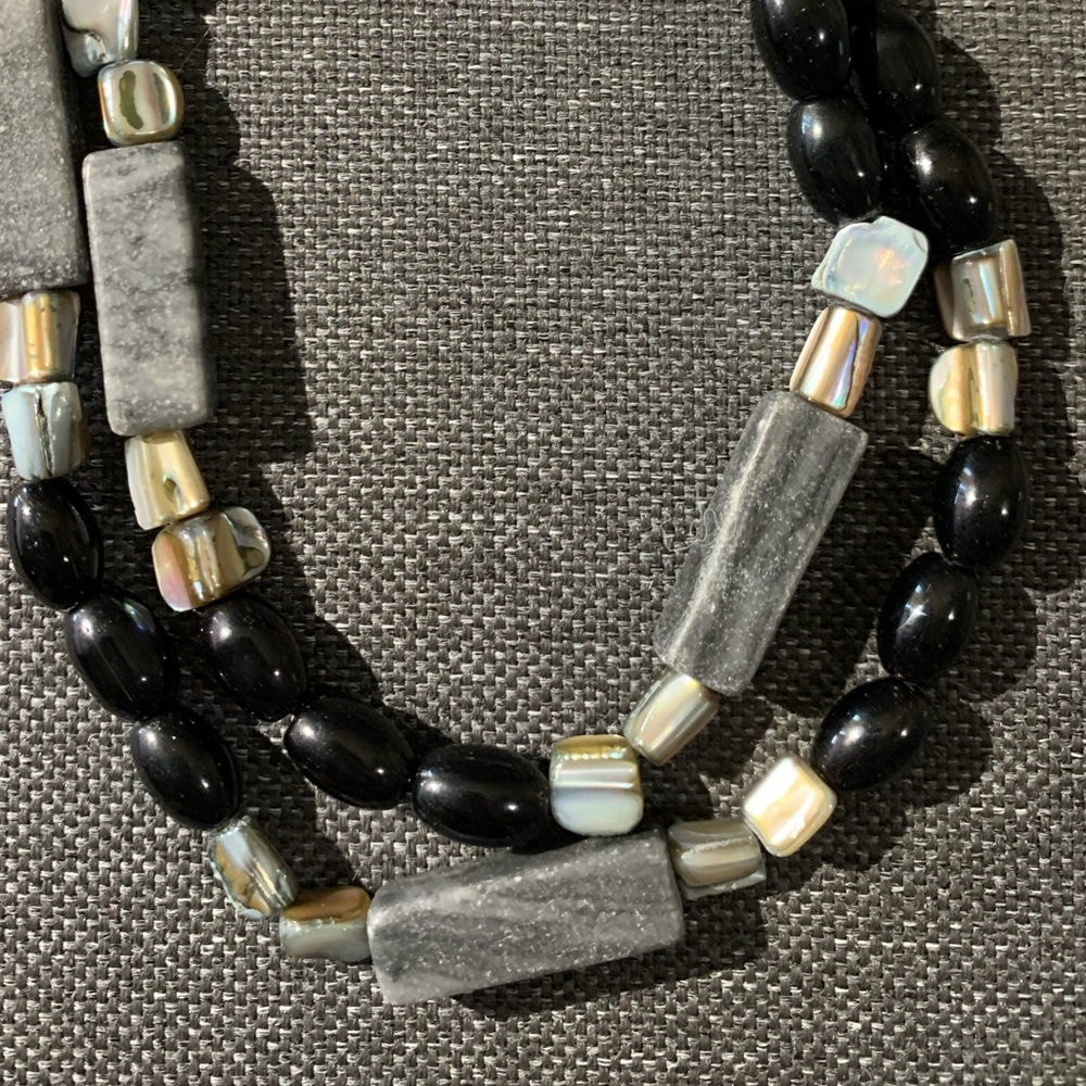 Bead necklace - Picture 5 of 7